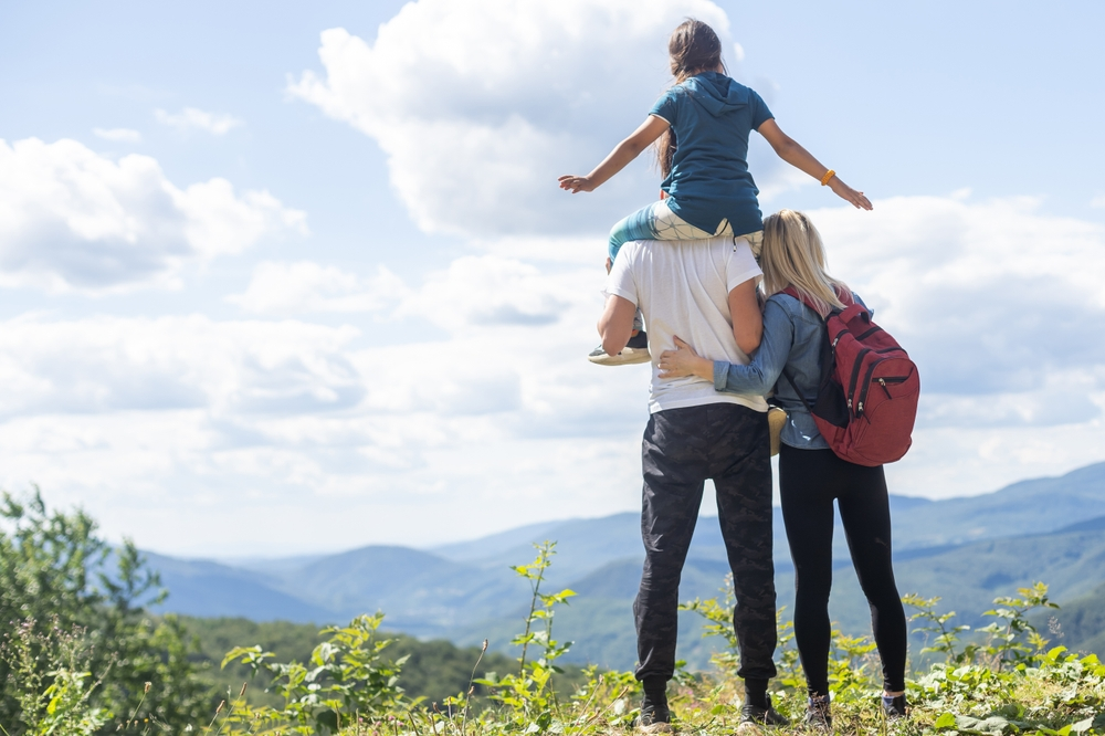 family in smoky mountains