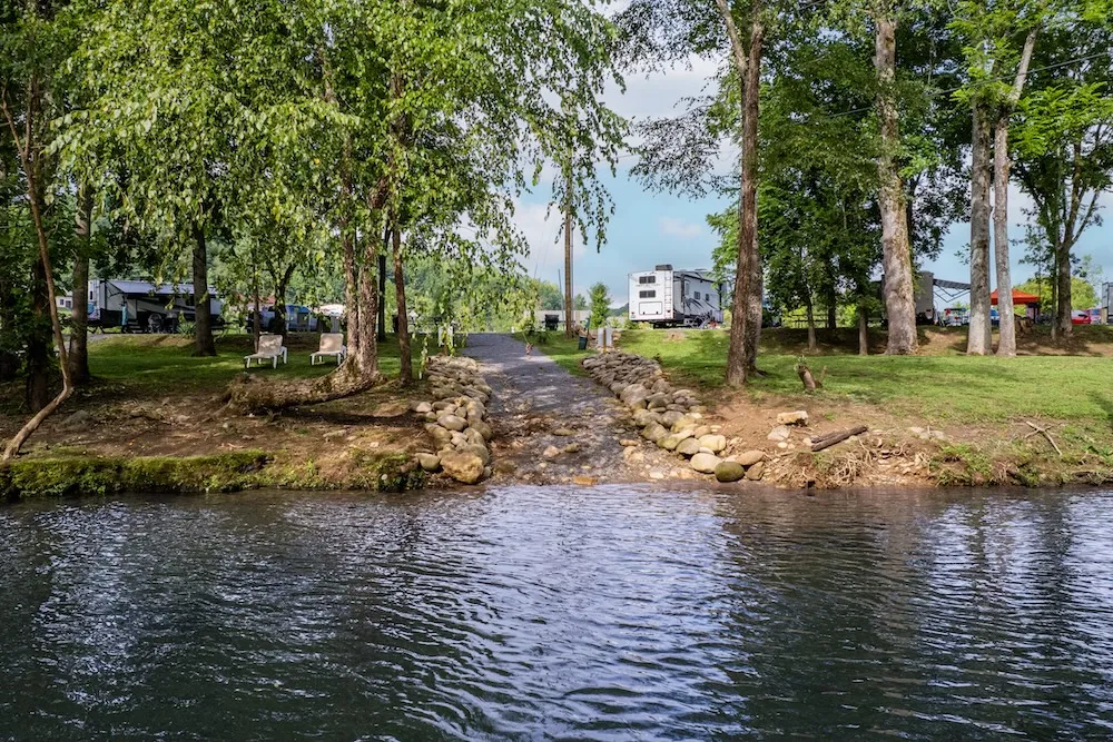 River Cove Campground river